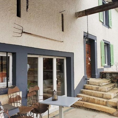 Au Petit Bonheur Bed & Breakfast Courgenay Exterior photo